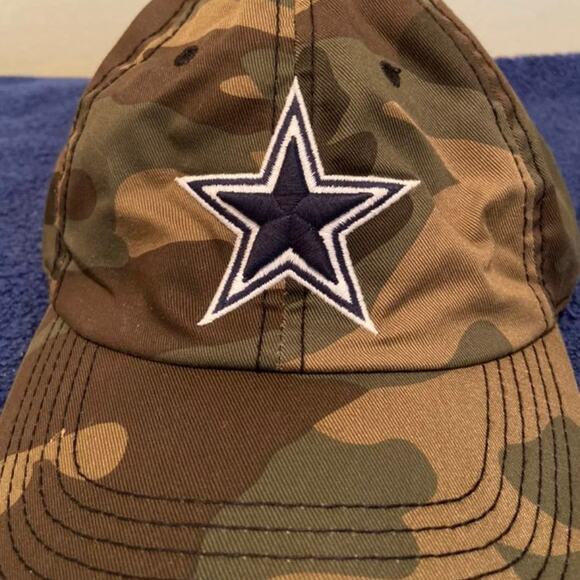Dallas Cowboys Authentic Camouflage Star Logo Adjustable Baseball Hat - Picture 2 of 6